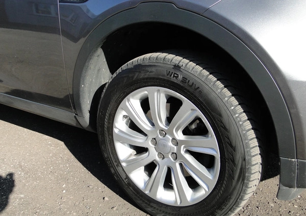 Land Rover Discovery Sport cena 84900 przebieg: 232000, rok produkcji 2018 z Tychowo małe 137